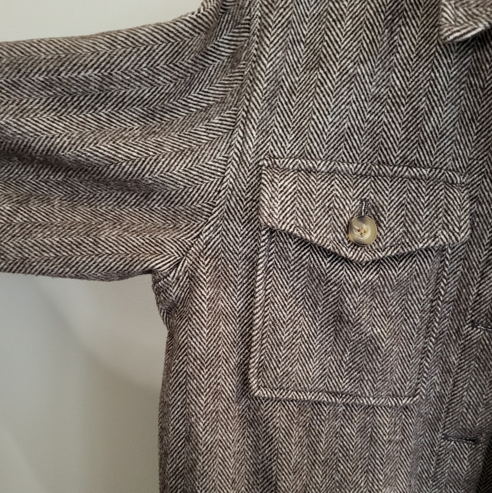 Denver Hayes Herringbone Shacket - Picture 8 of 9